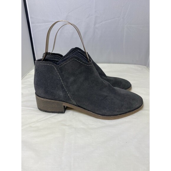 Dolce Vita TRIST Anthracite Gray Suede Slip-on Low heel Booties 7.5 - Picture 2 of 8